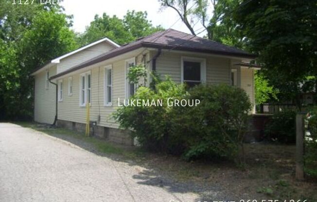 1127 LAFAYETTE