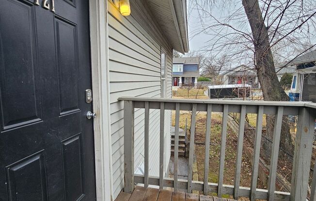 Available NOW! Prime Location!