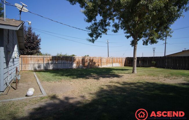 3 beds, 2 baths, $2,200