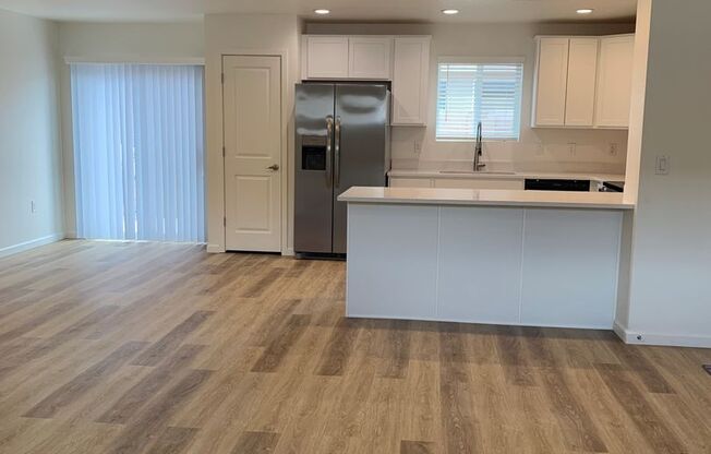 3 beds, 2 baths, 1,537 sqft, $1,995, Unit Pantano Vista 2470