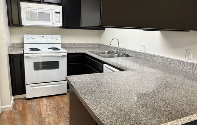 2 beds, 2 baths, 1,040 sqft, $1,610, Unit 149