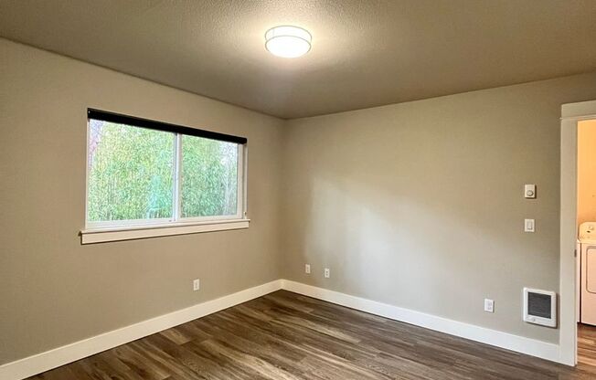 1 bed, 1 bath, $1,595, Unit 14