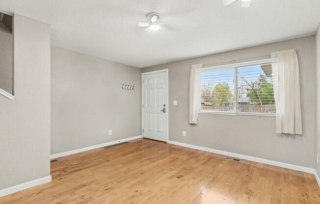 2 Bedroom Townhome is Wheat Ridge!