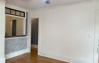 7 Murdock Ave
