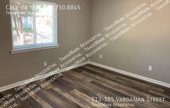 713 105 VARDAMAN ST