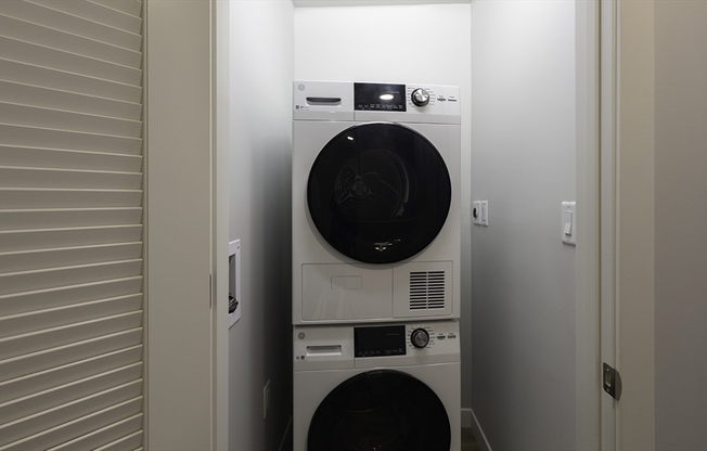 2 beds, 2 baths, 1,064 sqft, $5,295, Unit 519