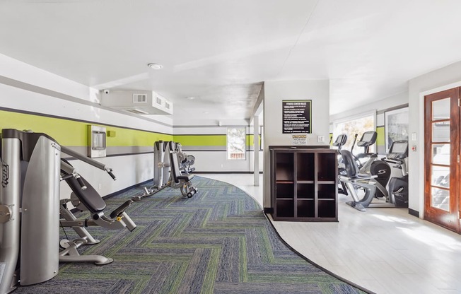 Gym at The Hamptons, Dallas