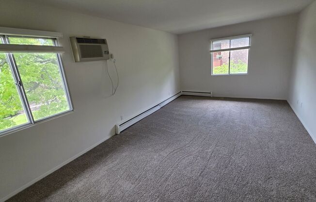 2 beds, 2 baths, 1,050 sqft, $1,395, Unit 13 - 202