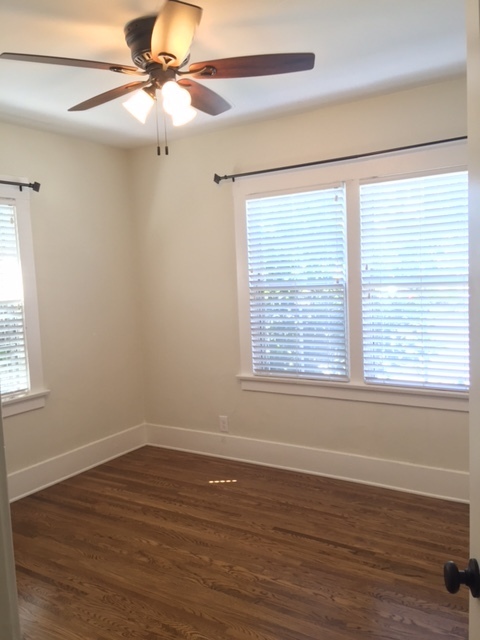 1 bed, 1 bath, 698 sqft, $2,275, Unit 230