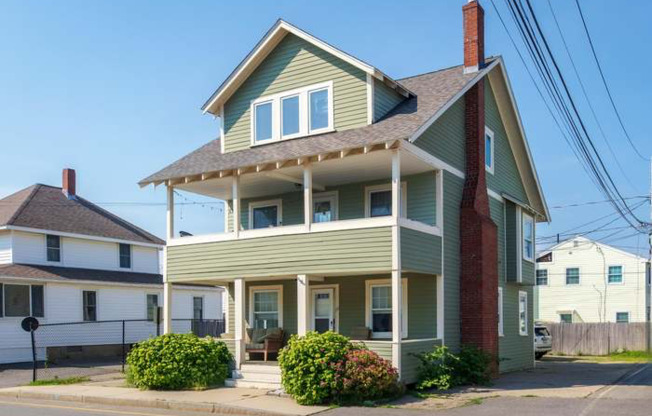 18 HIGHLAND AVE