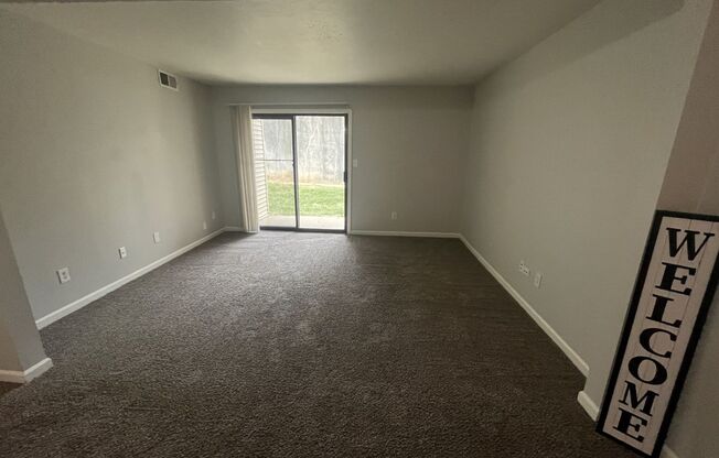 2 beds, 1 bath, 775 sqft, $970, Unit 354D