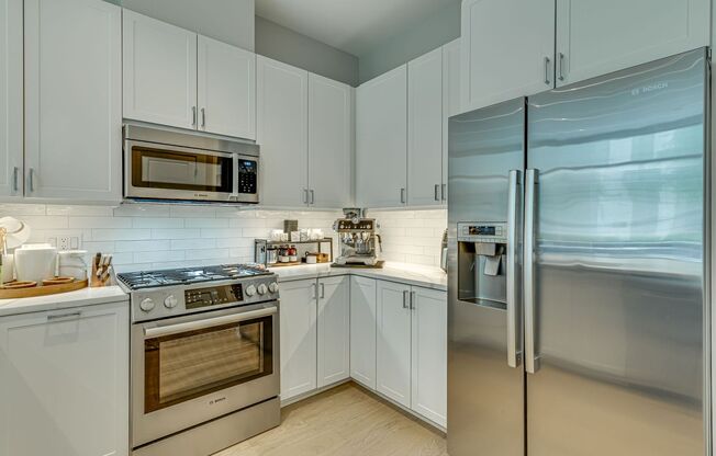 1 bed, 1 bath, $3,828