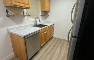 2 beds, 1 bath, $1,775, Unit # 9