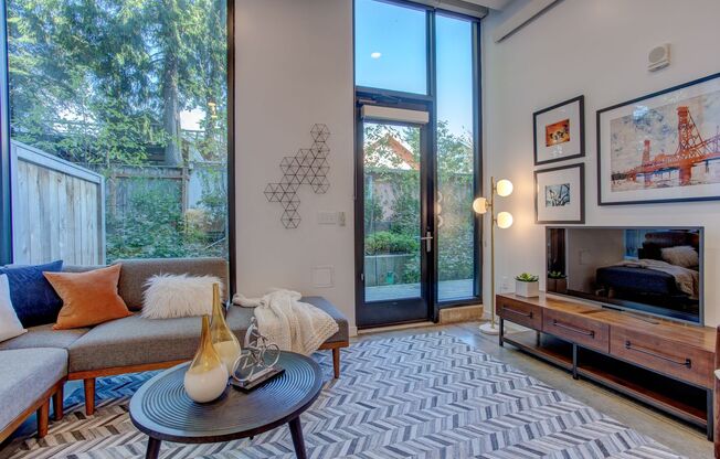 1 bed, 1 bath, 606 sqft, $1,495, Unit 409