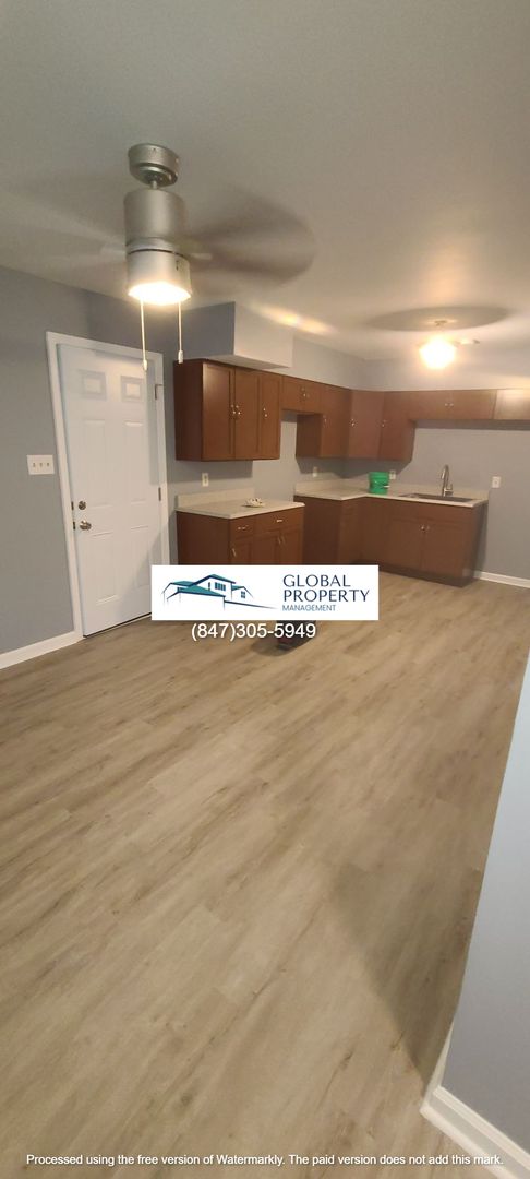 3 beds, 1 bath, $1,875