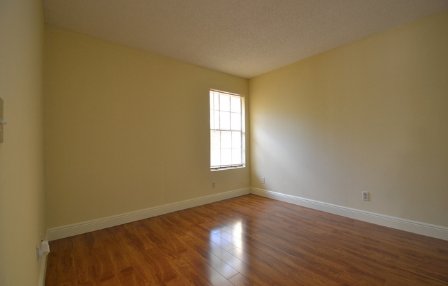 1 bed, 1 bath, $1,375, Unit # 204