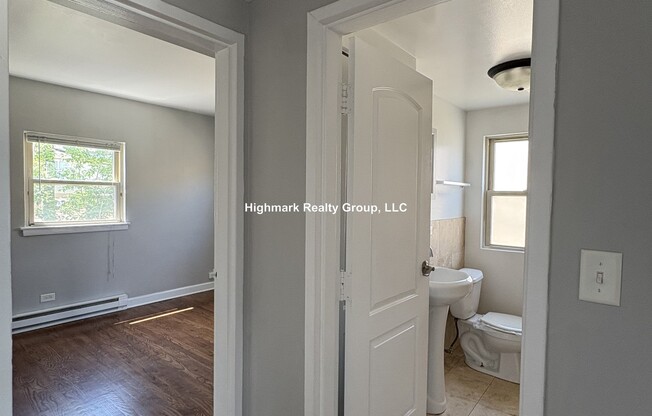 7632 N Milwaukee Ave 3B