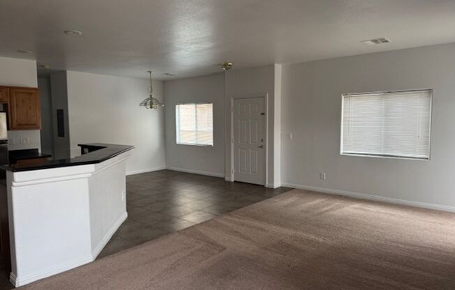 3 beds, 2.5 baths, $2,000, Unit # 103