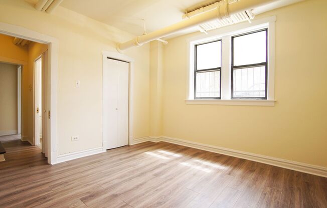 2 beds, 1 bath, 819 sqft, $1,695, Unit 1532-GC