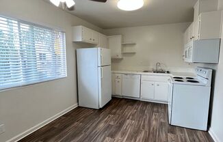 2 beds, 2 baths, 900 sqft, $1,995, Unit 31