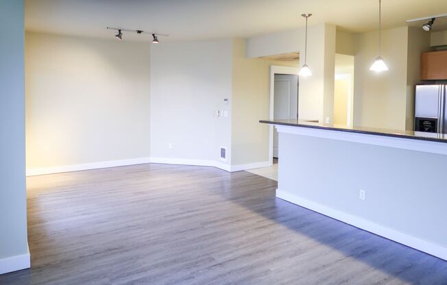 Lakeside 2BR Condo with Modern Finishes & Prime Location!