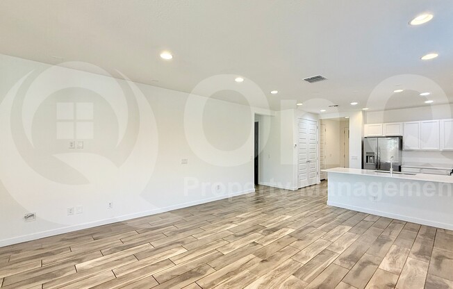 2633 W HIDALGO AVE