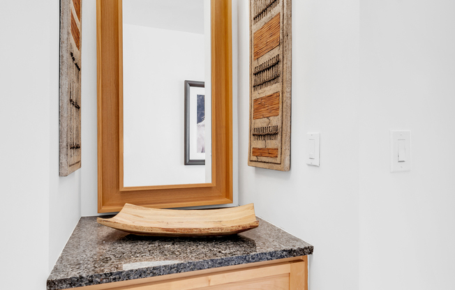 1 bed, 2 baths, $7,500, Unit 23B