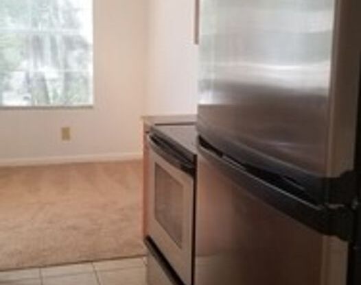 1 bed, 1 bath, 754 sqft, $1,350, Unit 1424