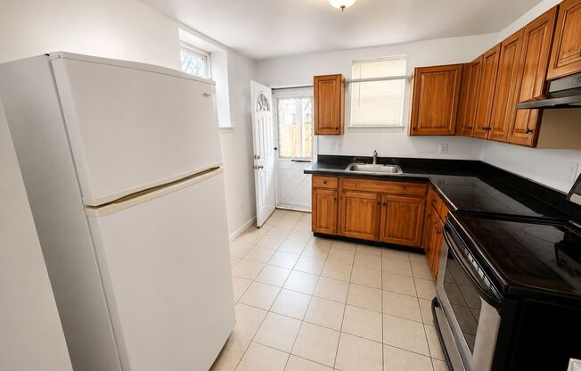 South Philly Gem in Grays Ferry – Updated Rowhome with Basement