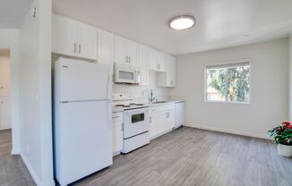 2 beds, 1.5 baths, $2,195, Unit 37