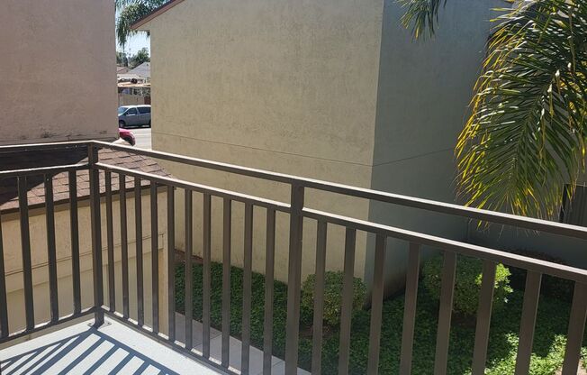 1 bed, 1 bath, 640 sqft, $1,995, Unit 648 - 71