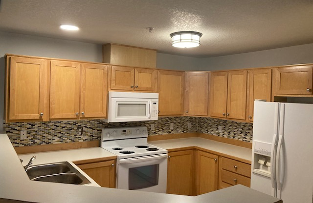 14735 SW SANDHILL LOOP