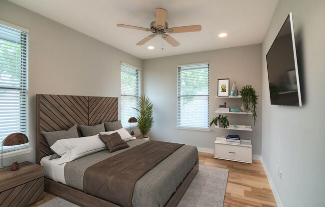 UT PRE-LEASE: North Campus house, 2014 construction, custom kitchen, across from the UT Red River Shuttle