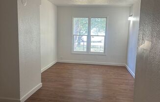 4962 - 2623 E Boone Ave