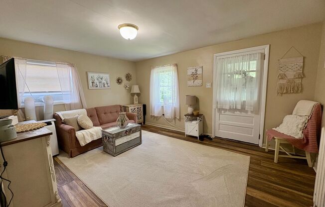 20 Loop Rd