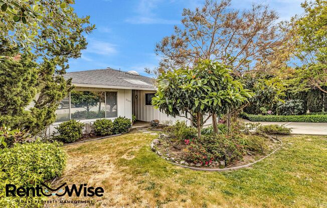 2709 DEBBIE CT
