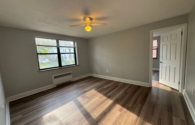 3 beds, 2 baths, 1,300 sqft, $2,599, Unit 6236 Fifth Ave. #203B