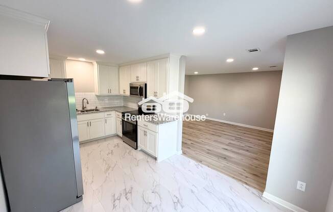 7109 W 69 ST