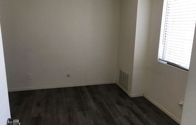 1 bed, 1 bath, $1,100