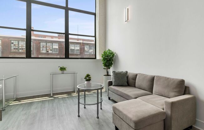 2 beds, 2 baths, 973 sqft, $1,495, Unit L116