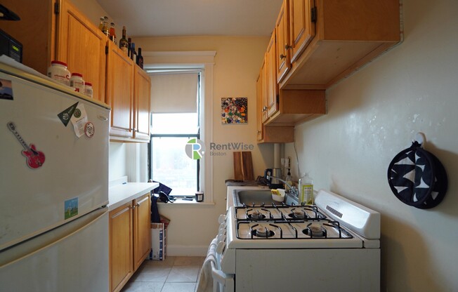 1152 COMMONWEALTH AVE