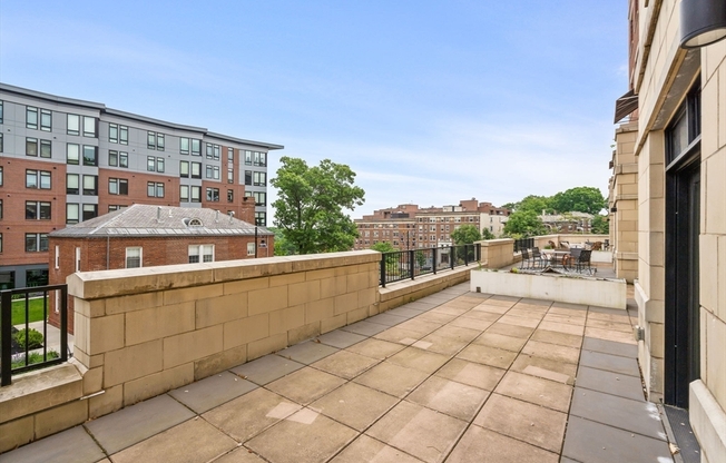 2 beds, 2 baths, 982 sqft, $4,250, Unit 103