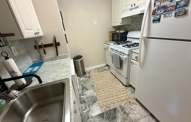 2 beds, 1.5 baths, 778 sqft, $3,800, Unit 104