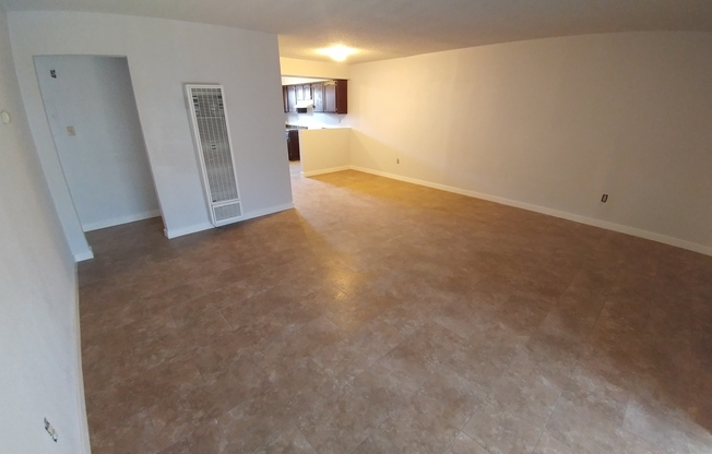 3 beds, 2 baths, 1,287 sqft, $2,799, Unit 2