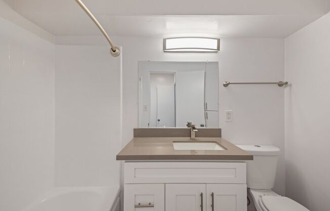 Studio, 1 bath, 615 sqft, $1,898, Unit 117