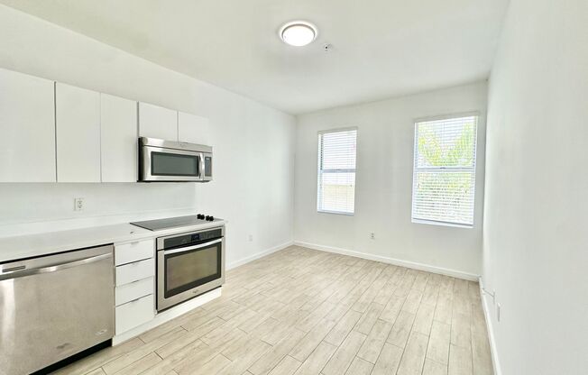 Steps from Lincoln Road: 2bed/2baths totally renovated in the heart of South Beach!