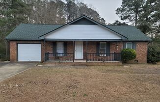 NEW LISTING- 3 Bedroom 2 Bath Ranch Home w/ Fenced Backyard. Minutes to Fort Bragg and Shopping!