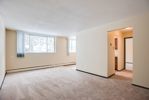 1 bed, 1 bath, 750 sqft, $930, Unit H 105