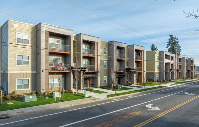2 beds, 2 baths, 956 sqft, $1,625, Unit A201