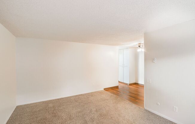 1 bed, 1 bath, 560 sqft, $2,095, Unit 08-74